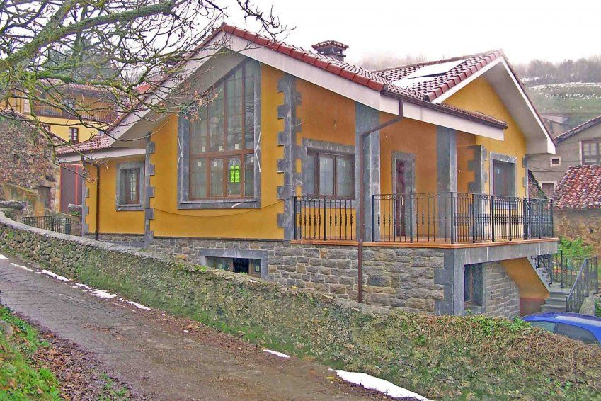 Vivienda en Asiegu